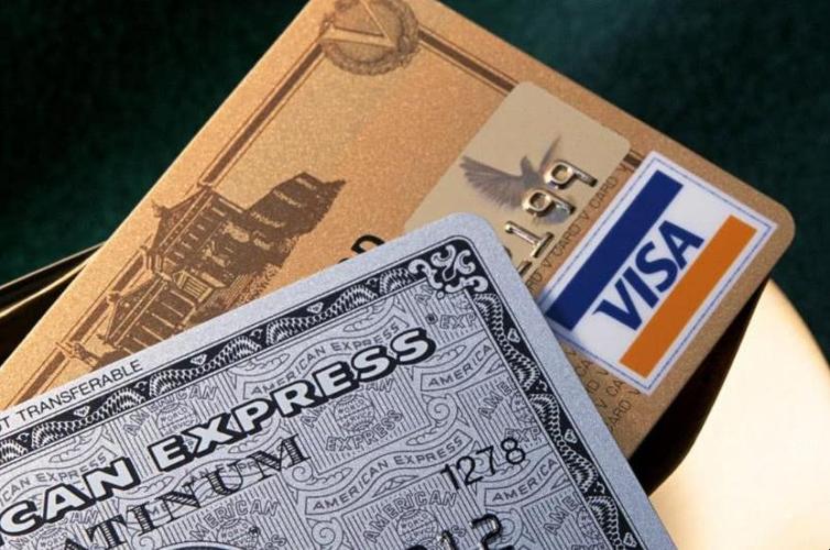 新人办理信用卡攻略：招商银行、中信银行、交通银行哪家更友好？